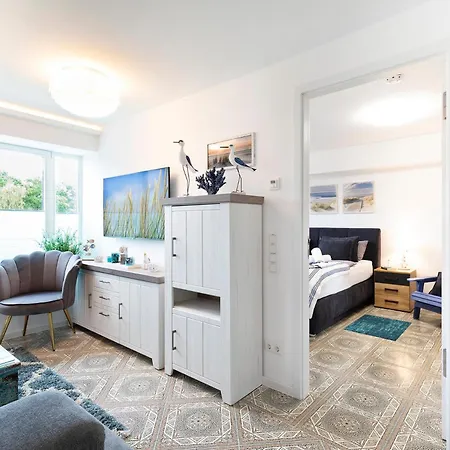 Prora - Strandmuschel * Binz